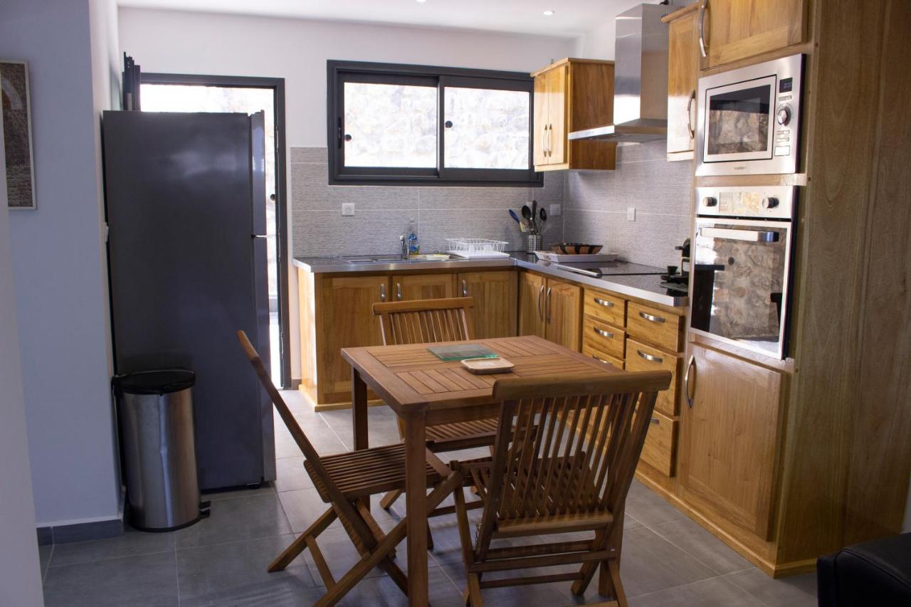 T2 - 64M2 - Residence Georgette Terre Sainte Exterior foto