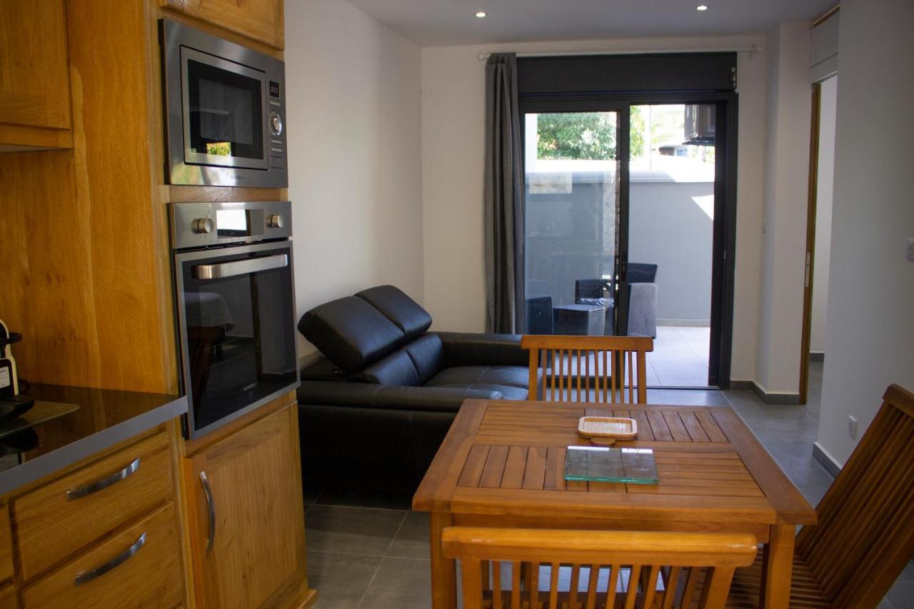 T2 - 64M2 - Residence Georgette Terre Sainte Exterior foto